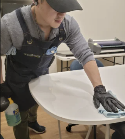 Commercial facility cleaning in Milwaukee